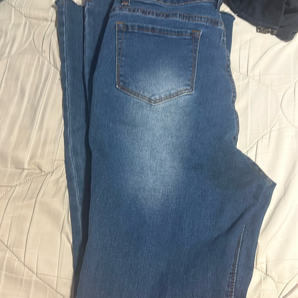 jeans